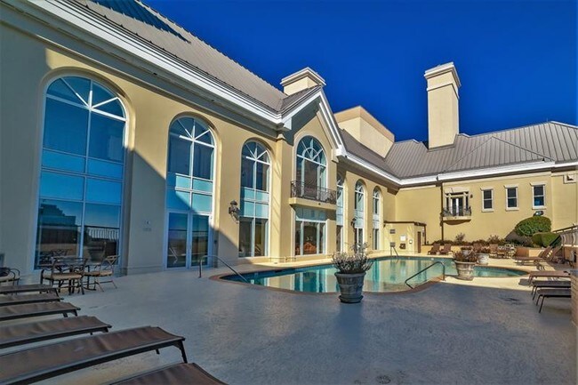 Foto del edificio - 3334 Peachtree Rd NE