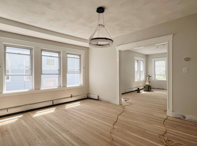 Dining room - 45 Governor Winthrop Rd
