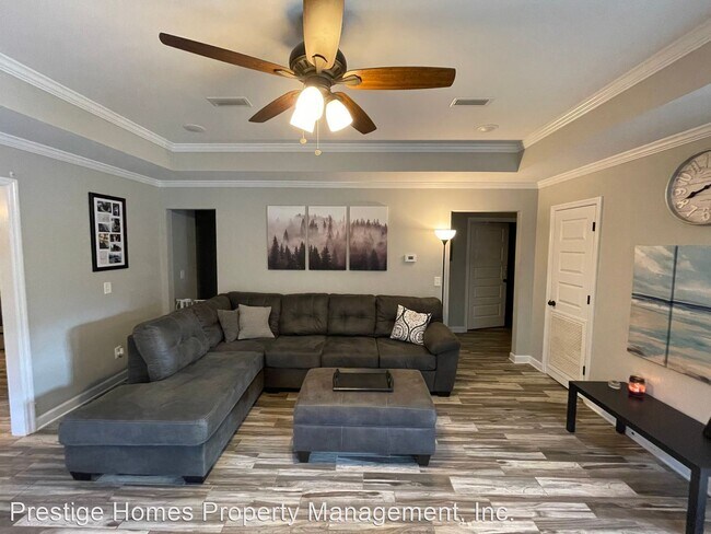 Building Photo - 3 br, 2 bath House - 155 Cody Drive