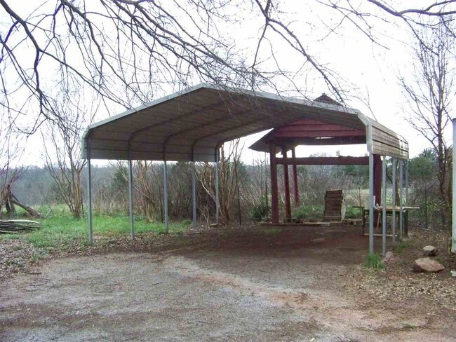 Building Photo - 655 James Carver Rd