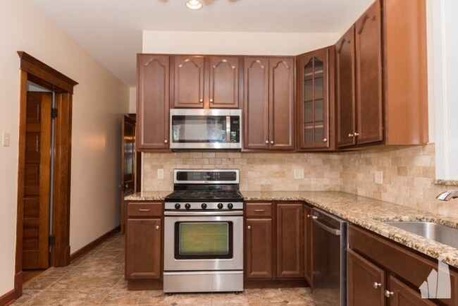 Building Photo - 3710 N Damen Ave
