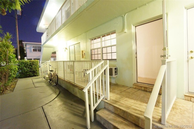 Foto del edificio - 542 Euclid Ave