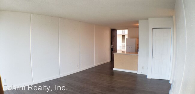 Building Photo - 2 br, 1 bath House - 95-020 Waihonu St # C...