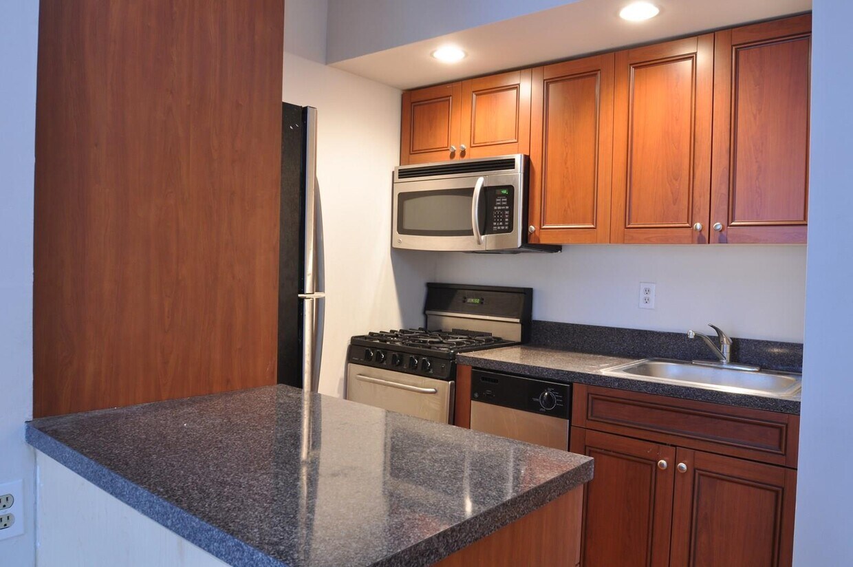 Foto del edificio - 426 W 49th St