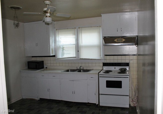 Foto del edificio - 2622 Waverly St