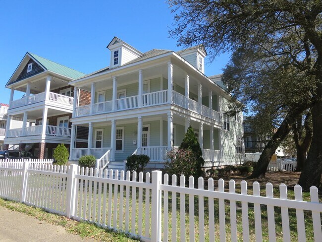 Foto del edificio - Willoughby Beach Home