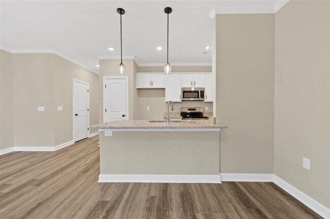 Foto del edificio - 906 Plano Rd