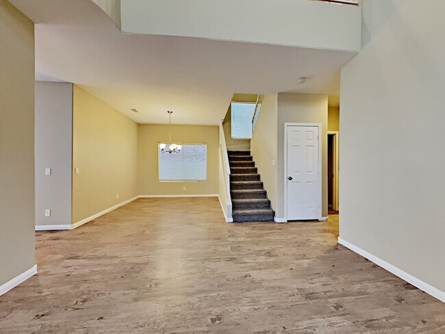 Foto del edificio - 1160 Warm Canyon Way