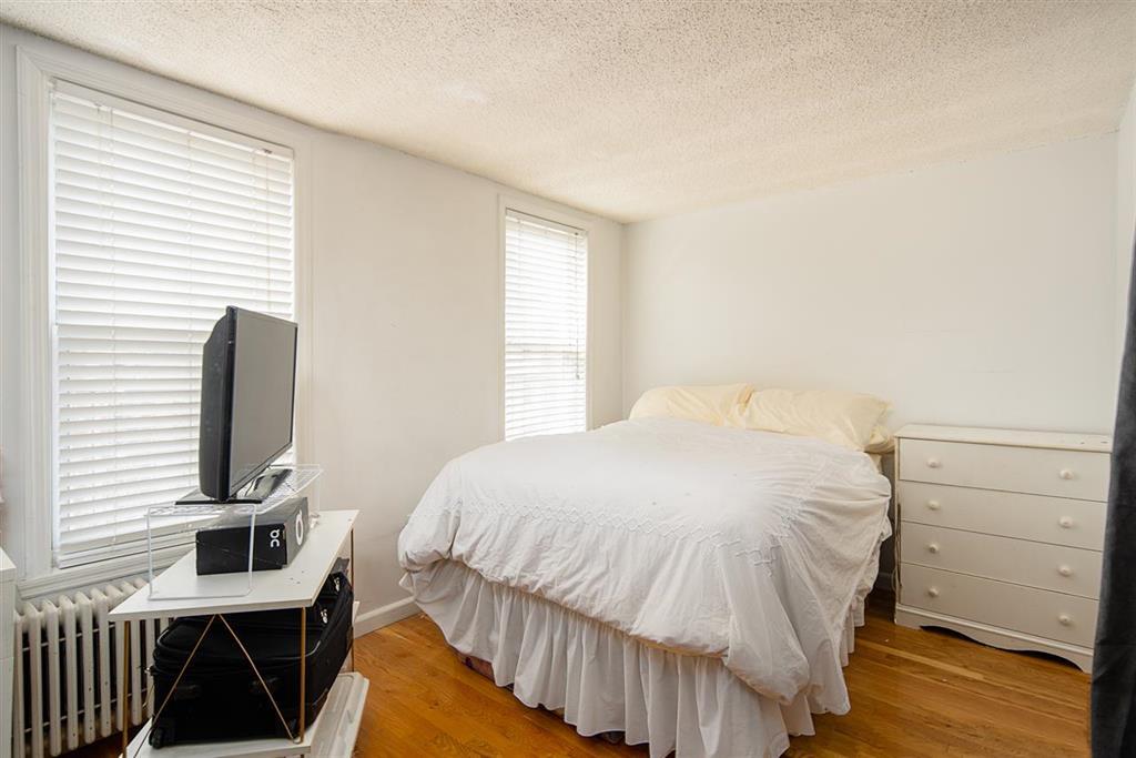 Primary Photo - 303 Bloomfield St