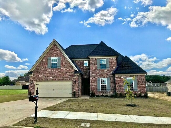 Now Leasing a 5 Bedroom 3 Bath Home In Olive Branch At Stateline - Now Leasing a 5 Bedroom 3 Bath Home In Olive Branch At Stateline
