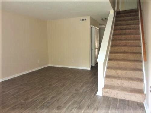 Foto del edificio - 111 Timber Ln