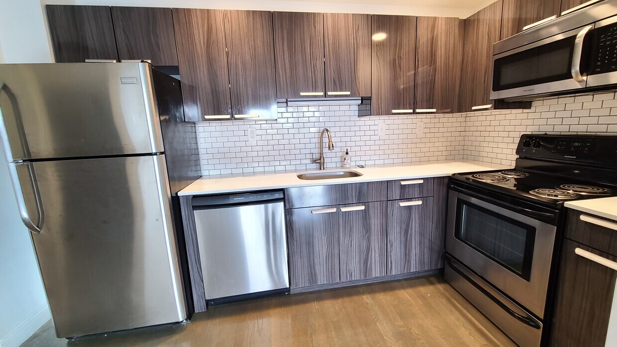 Foto principal - 100 Jersey St