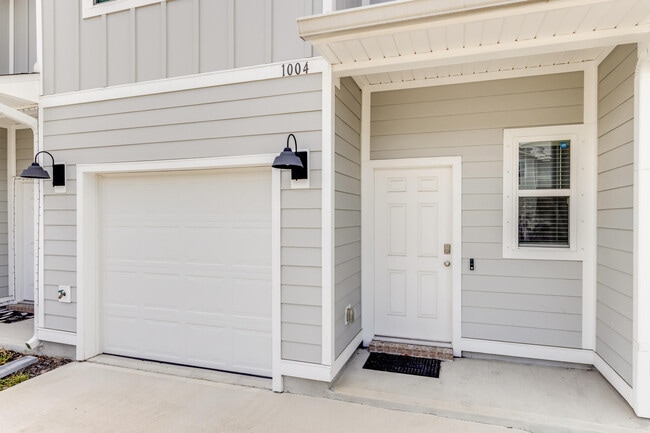 Foto del edificio - 1004 McLaren Cir