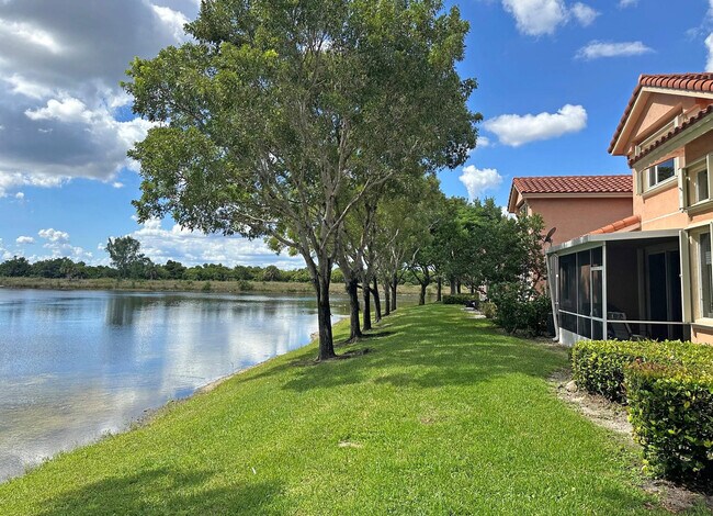 Foto del edificio - 12634 NW 56th Dr