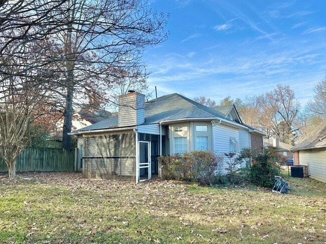 Photo - 5445 Pine Oak Ln (Bartlett, TN) House