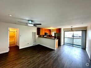 Building Photo - 18530 Hatteras St