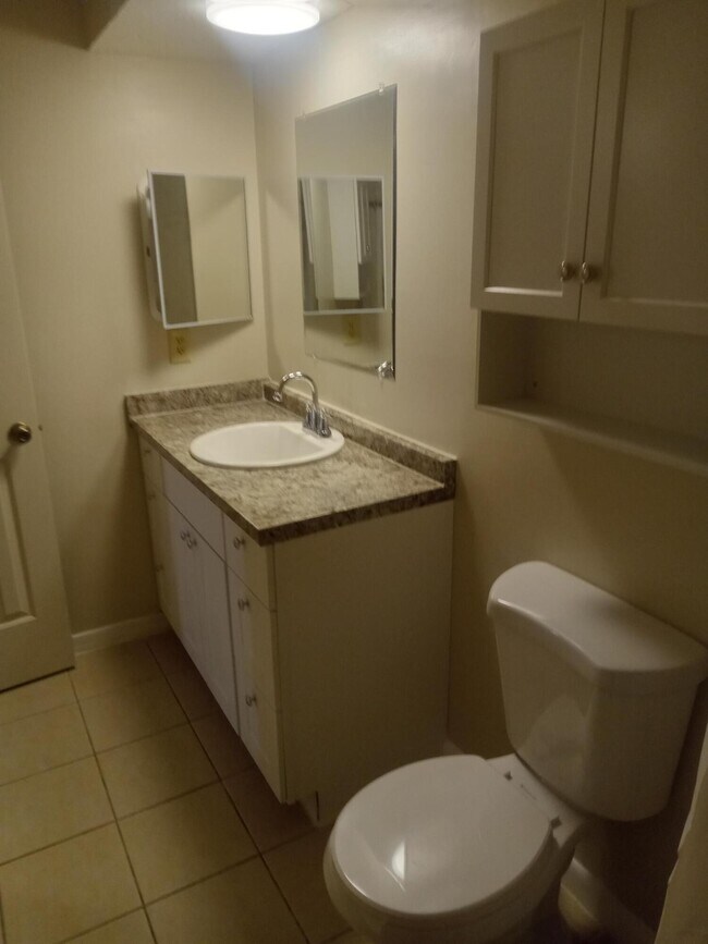 Foto del edificio - 2810 Stoneway Ln