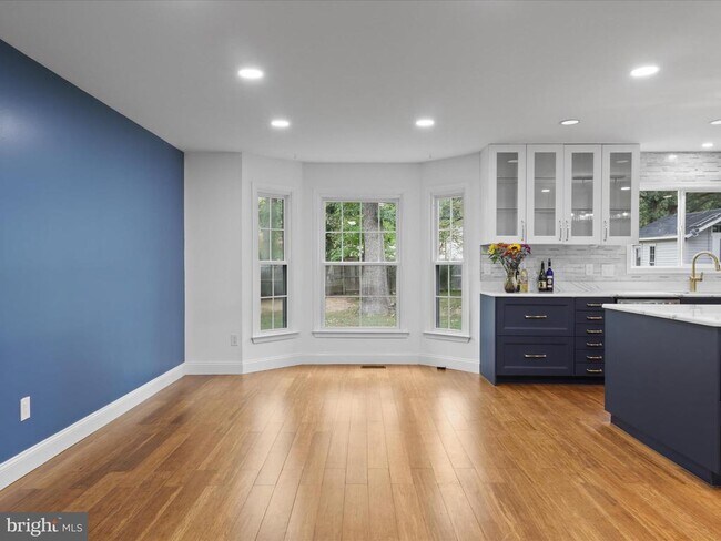 Foto del edificio - 1012 Richmond Dr