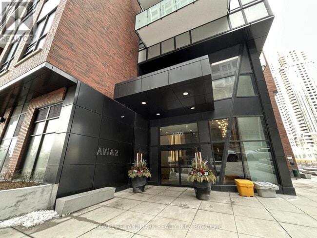 Building Photo - 4130 Parkside Village Dr