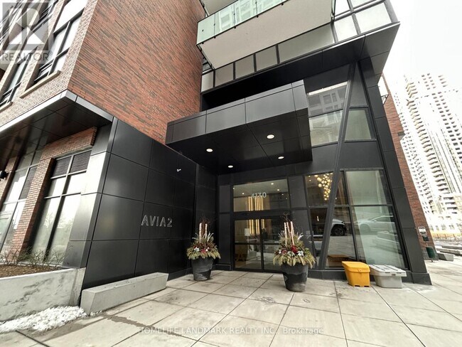 Photo du bâtiment - 4130 Parkside Village Dr