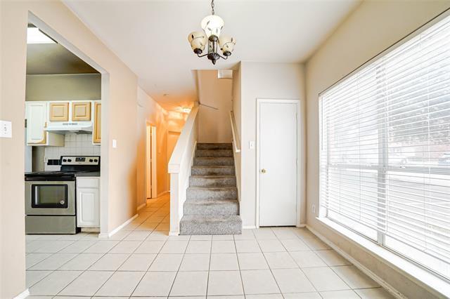 Foto del edificio - 3946 Brandon Park Dr