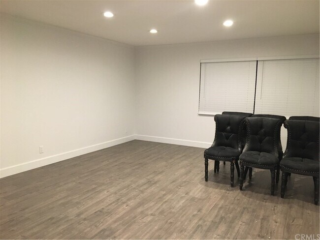 Building Photo - 17232 Orange Dr