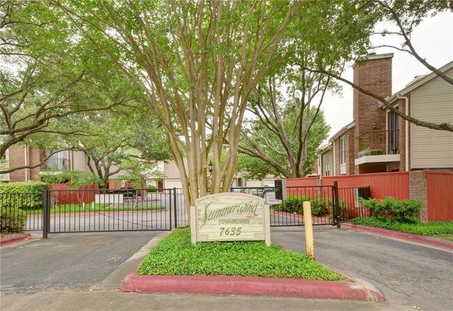 Building Photo - 7635 Guadalupe St