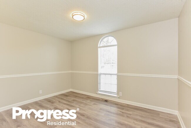 Building Photo - 1315 Haynes Dr