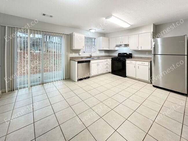 Foto del edificio - 1373 Mill Lake Cir
