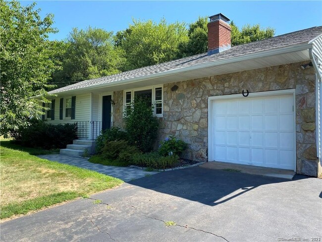 Building Photo - 282 Abbe Rd