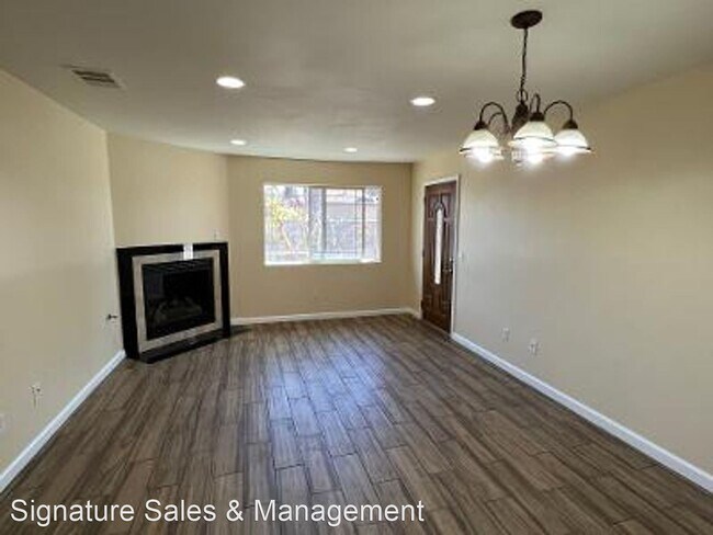 Foto del edificio - 3 br, 2 bath House - 713 W 9th Street