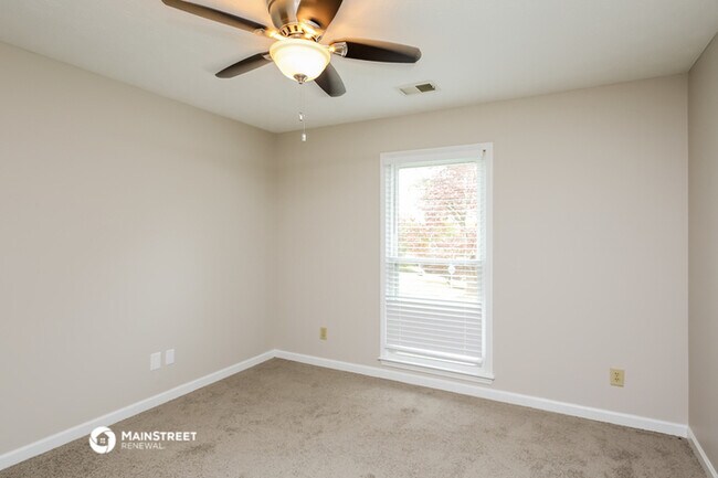 Foto del edificio - 1090 Swan Mill Ct