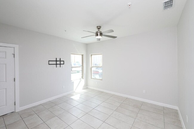 Foto del edificio - 7126 Rosson Rd