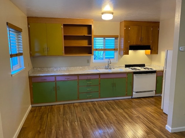 Kitchen - 4831 Clarke St