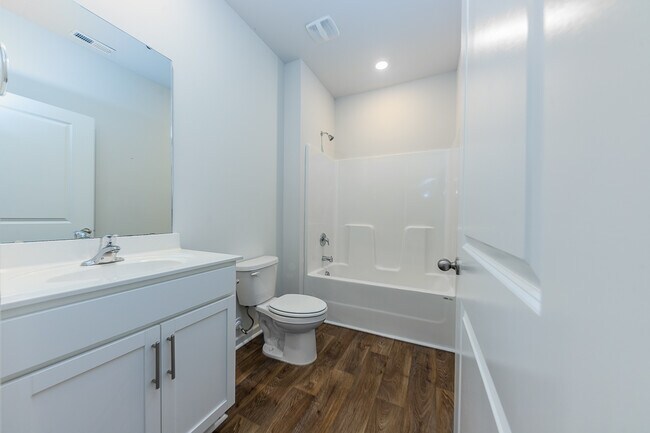 Foto del edificio - 527 Dakota Rd