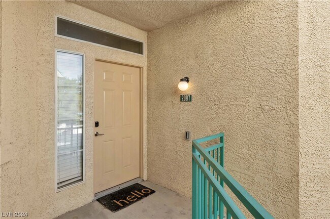 Building Photo - 5155 W Tropicana Ave