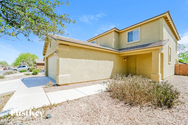 Building Photo - 12956 N Steamboat Dr