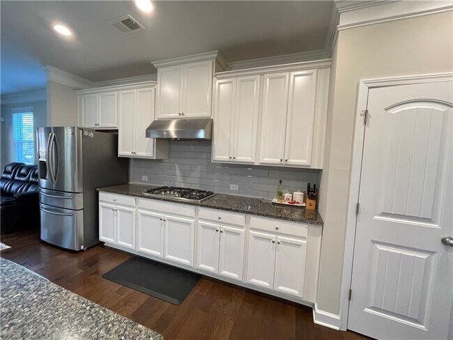 Building Photo - 2720 Canter Meadow Dr