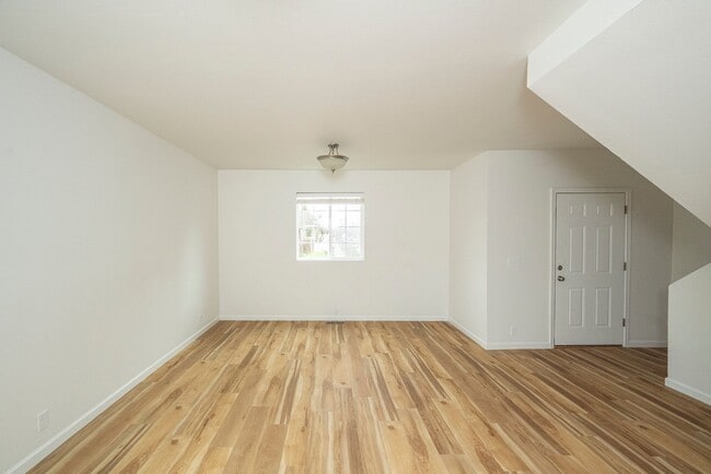 Building Photo - $2945/mo - 3 Bed/2 Bath Updated Home in the Heart of the Alberta Arts District!