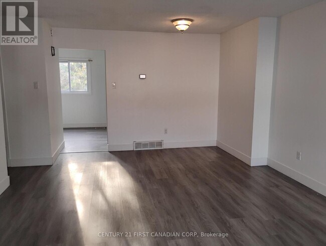 Photo du bâtiment - 577 Third St
