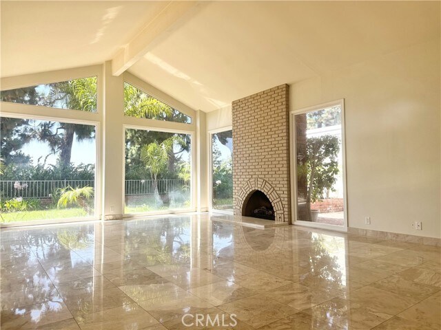 Building Photo - 15 Rue St Cloud