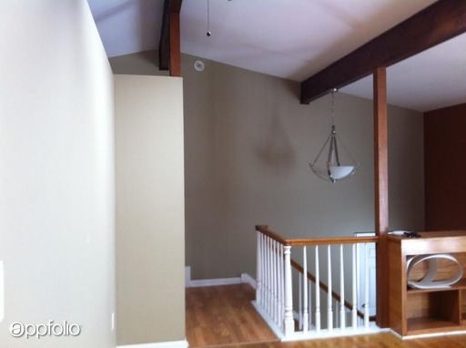 Building Photo - 2111 Romence Dr NE