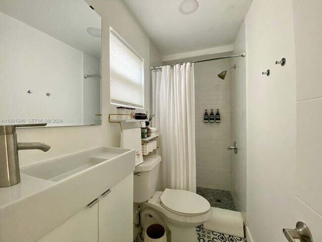 Foto del edificio - 1121 NE 1st Ave.