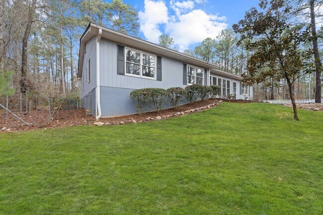 Building Photo - 1881 Armour Bridge Rd