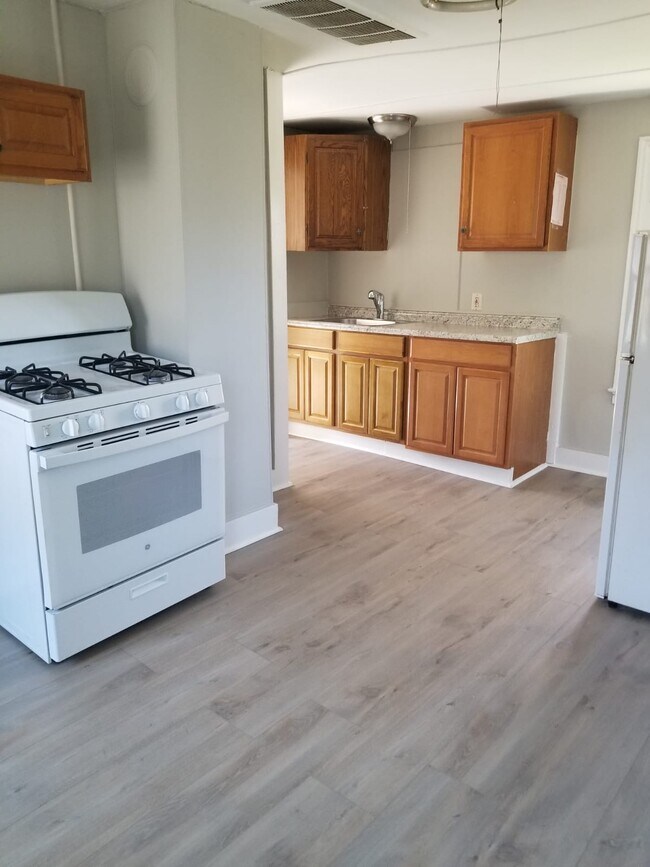 16 Hallock Ave Unit 2, New Haven, CT 06519 Apartments in New Haven