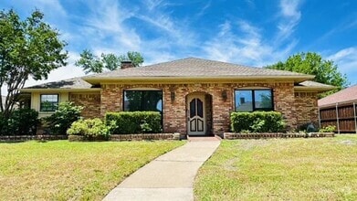 Building Photo - 3916 Palo Duro Dr