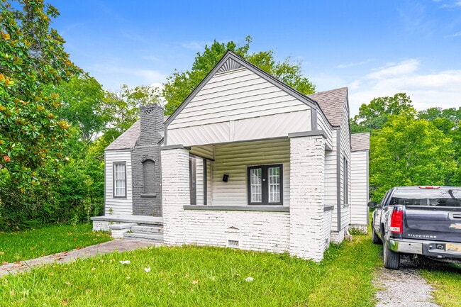 Building Photo - 8036 4th Ave N
