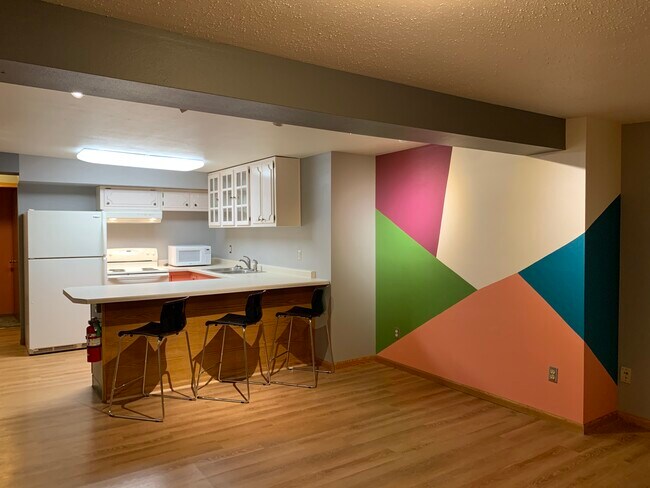 Foto del edificio - 315 Kittson Ave