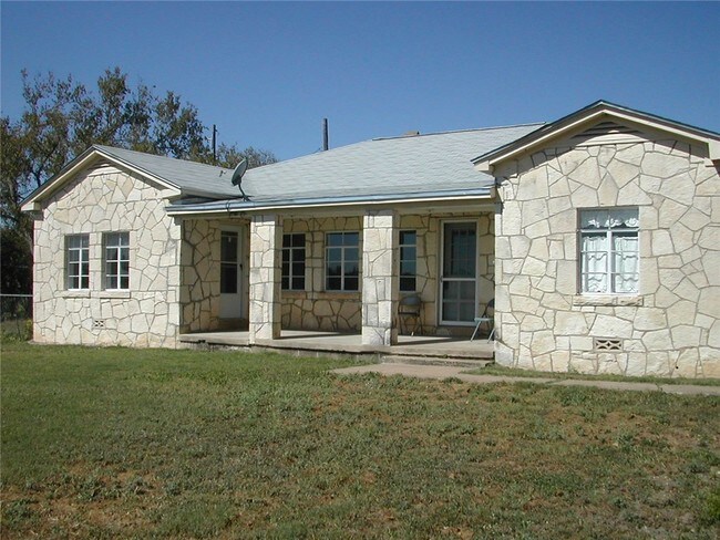 Building Photo - 7601 Dee Gabriel Collins Rd
