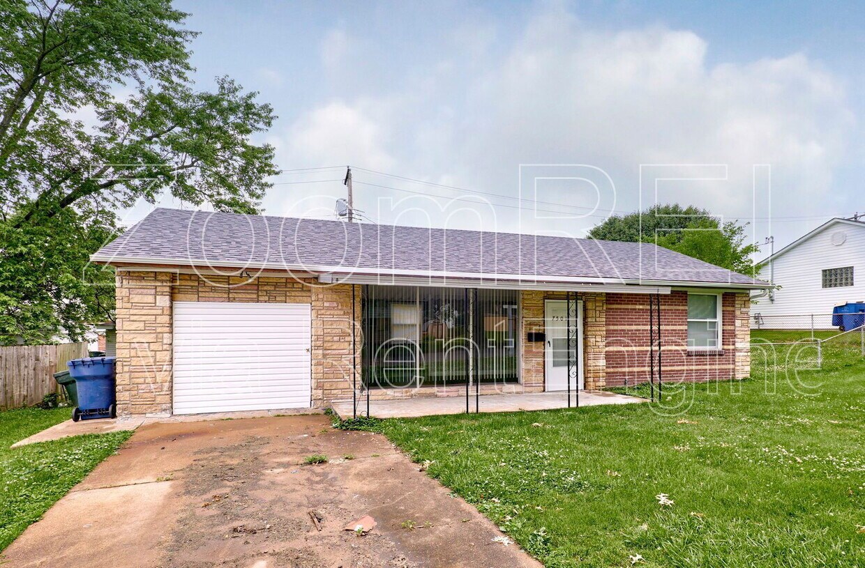 Foto principal - 7501 Dianthan Ln